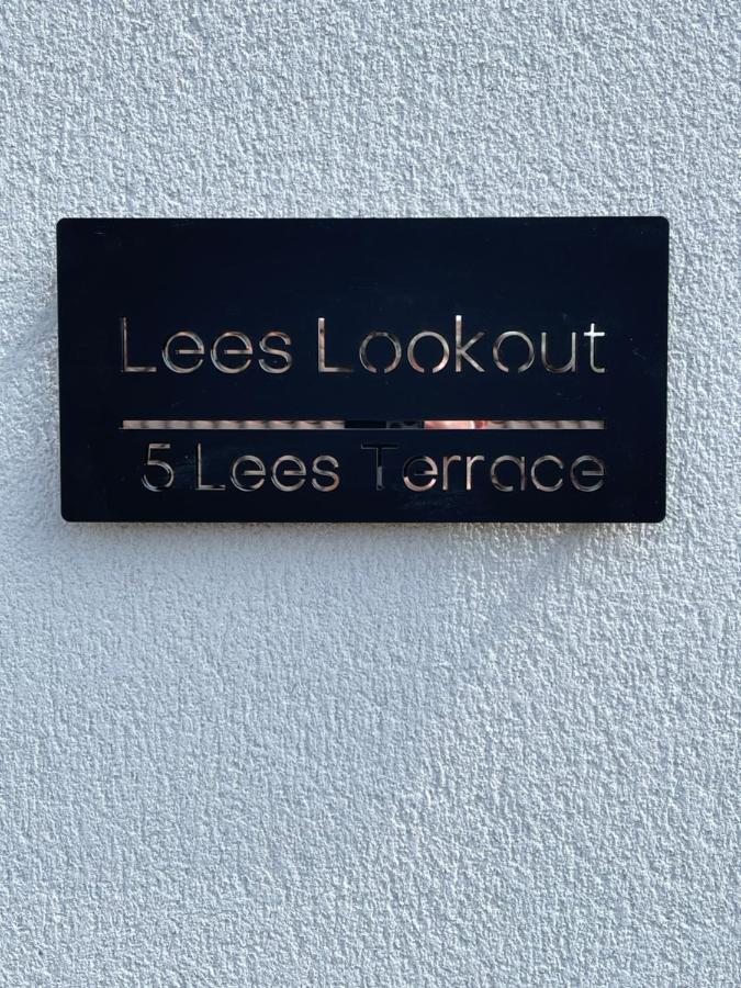 Lees Lookout Holt ,2 Bedroom Luxury Apartment With Private Parking Exterior photo